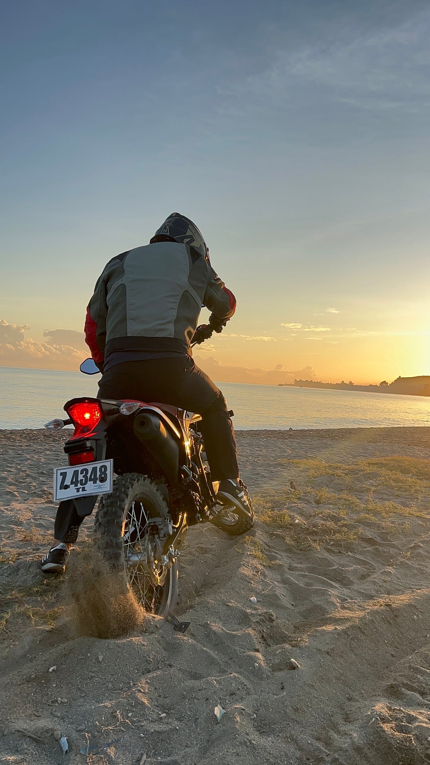 Sunrise & Sunset Half‑Day Adventures — Dili Dirt Bike